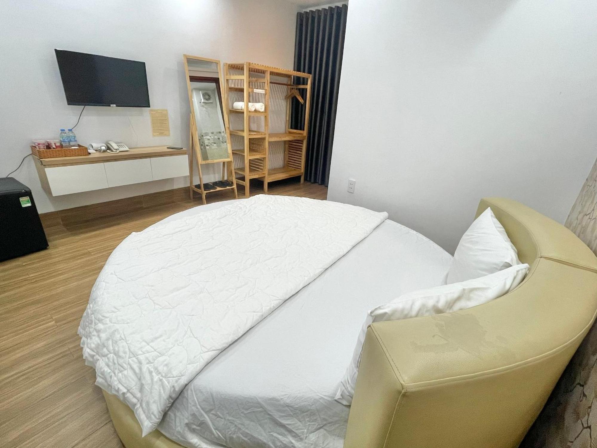The Land Hotel & Apartment 头顿 外观 照片